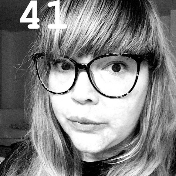 Meet your Posher, Erin - Picture 1 of 1